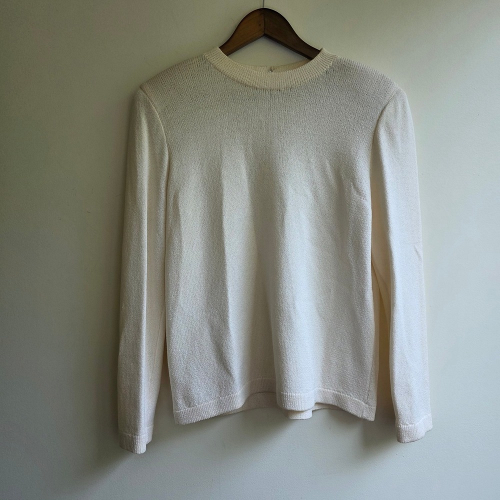 St. John Basics Vintage Cream Knit Sweater Long Sleeve Back Zip Crew Neck Medium